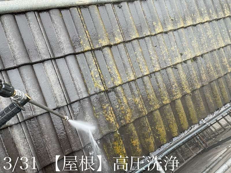 奈良　～桜井市粟殿O様邸～　屋根塗装・外壁塗装の様子　みなみ美装株式会社